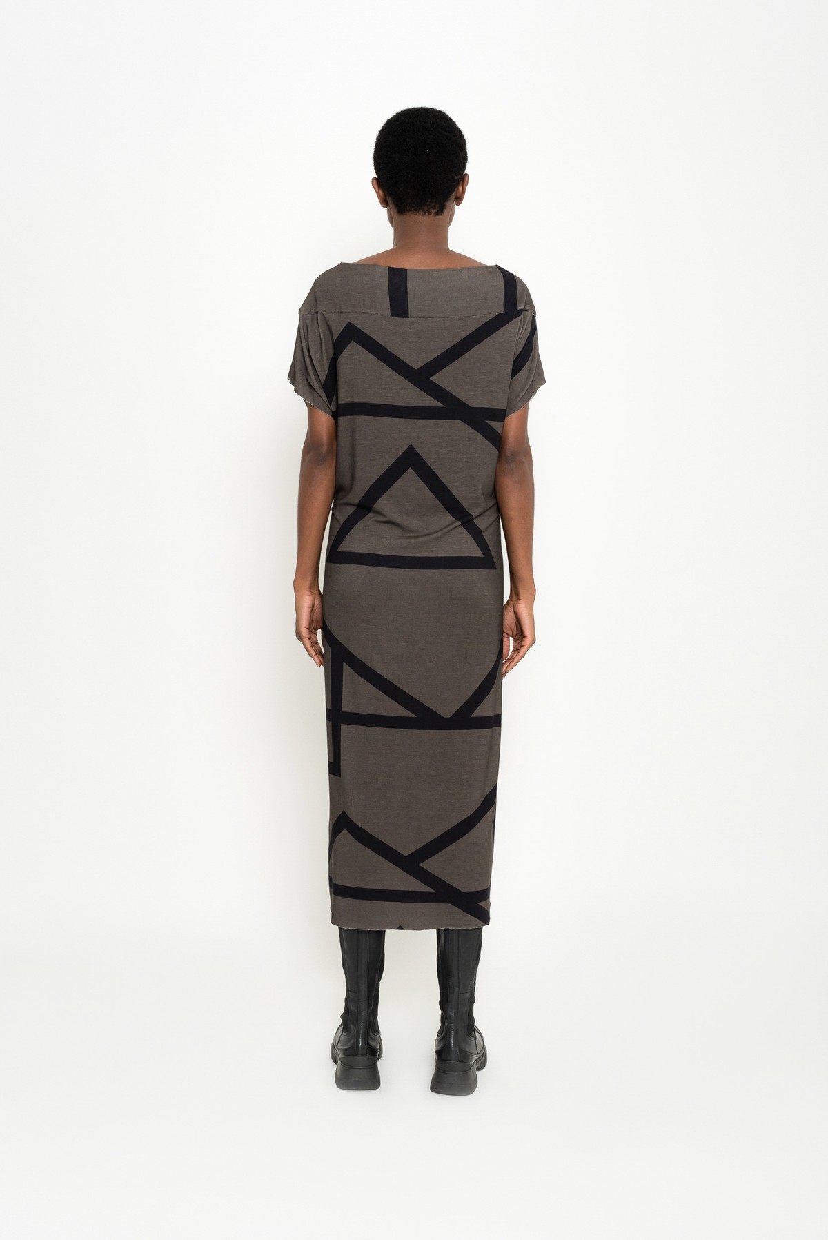 vestido com estampa geométrica | tunic-style dress with geometric print