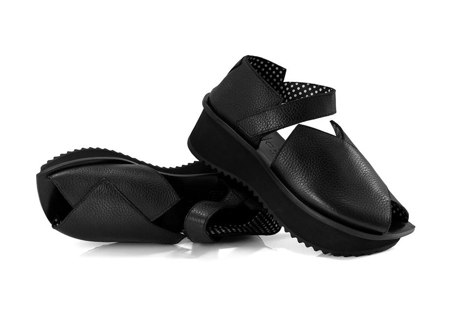Sandália Plataforma Vira Platoo Preta|Vira Platoo Sandal Black